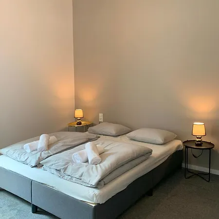 Hostal Abar 48st *